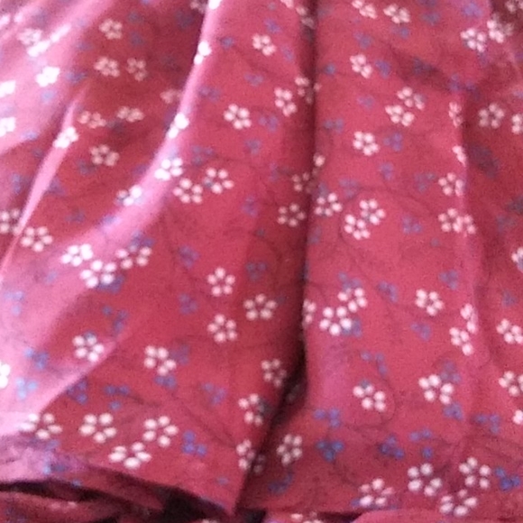 BEAUTIFUL CHIFFON TINY FLORAL PRINT TOP - Picture 6 of 6